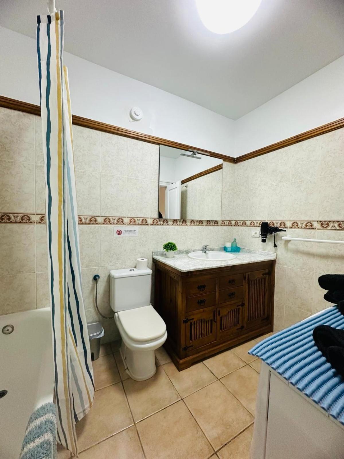 Beach Paradise Apartment Адехе Екстериор снимка